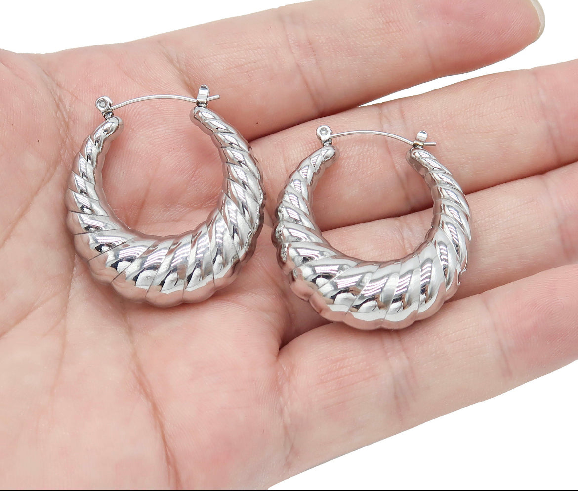 Clam Shell Hoop Earrings